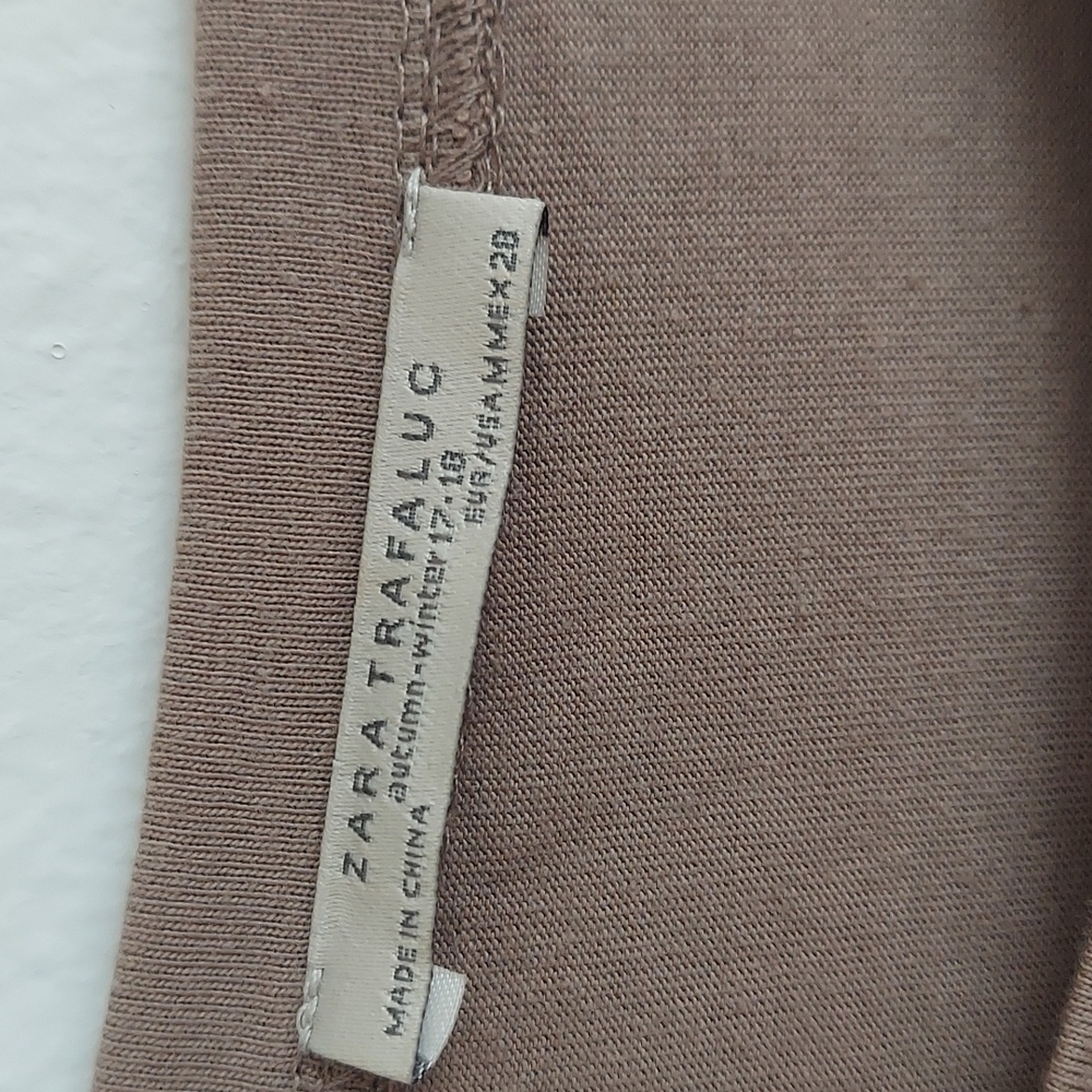 Zara Tee - Picture 3 of 4